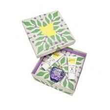 LLA023003
3760269840805
Lolita Lempicka 3 Pcs Set For Women: 3.4 Eau De Parfum Spray +
2.5 Body Lotion + 2.5 Shower Gel