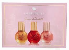 GV730018
5060967730018
Gloria Vanderbilt 3 * 1 Oz Eau De Toilette Spray Set For Women: Original + Vanderbilt In Red + Miss Vanderbilt